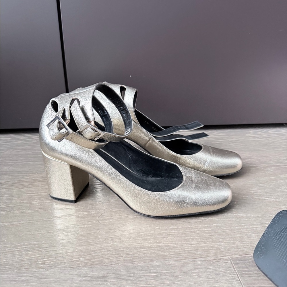 Saint Laurent Ankle Strap Heel - Picture 1 of 4